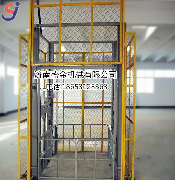 設(shè)計導(dǎo)軌式升降機(jī)地坑時要注意的問題 發(fā)布時間:2017-12-06 16:10:52   來源:濟(jì)南盛金升降平臺機(jī)械有限公司    點擊:50 設(shè)計導(dǎo)軌式升降機(jī)地坑時要注意的問題       導(dǎo)軌式(圖2) \